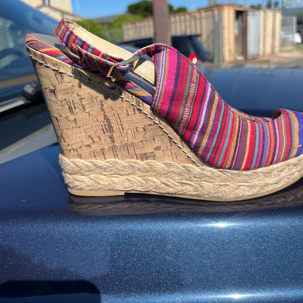 EUC Women Wedge shoes